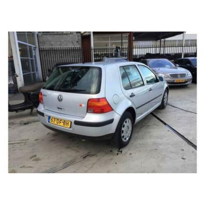 Volkswagen Golf 1.4 16v