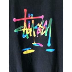 Zwart vintage Stussy shirt. Graffiti print. Maat Large