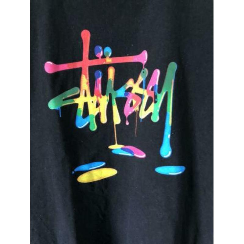 Zwart vintage Stussy shirt. Graffiti print. Maat Large