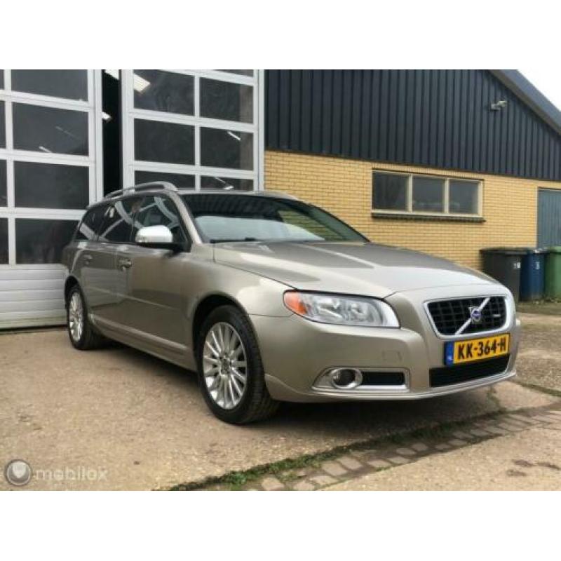 Volvo V70 2.4D D5 Kinetic,R-Design,Leer,TrekhaakNette auto