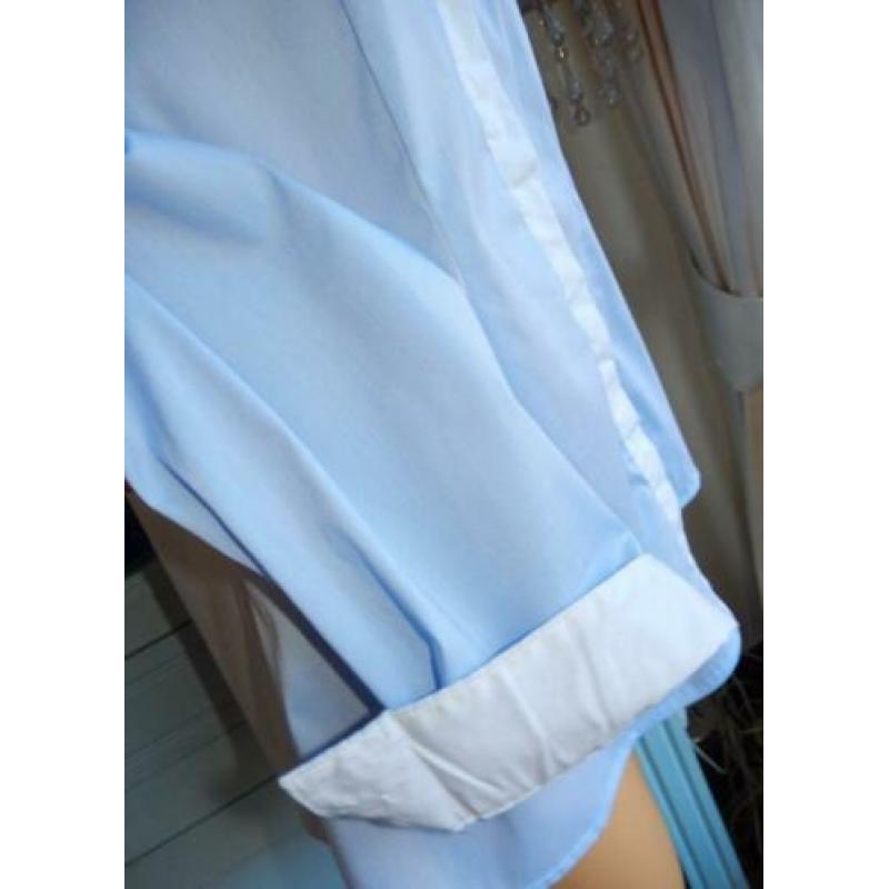 Blouse met witte accenten - maat 40