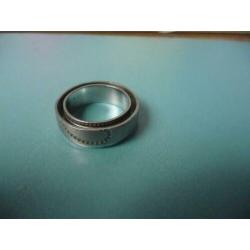2 Modernistische zilveren ringen(gerhodineerd)ALAS 925/22+17