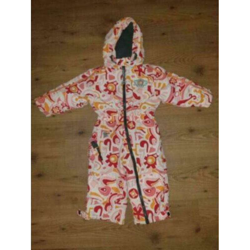Twee jassen en een Skipak-Ski Overall