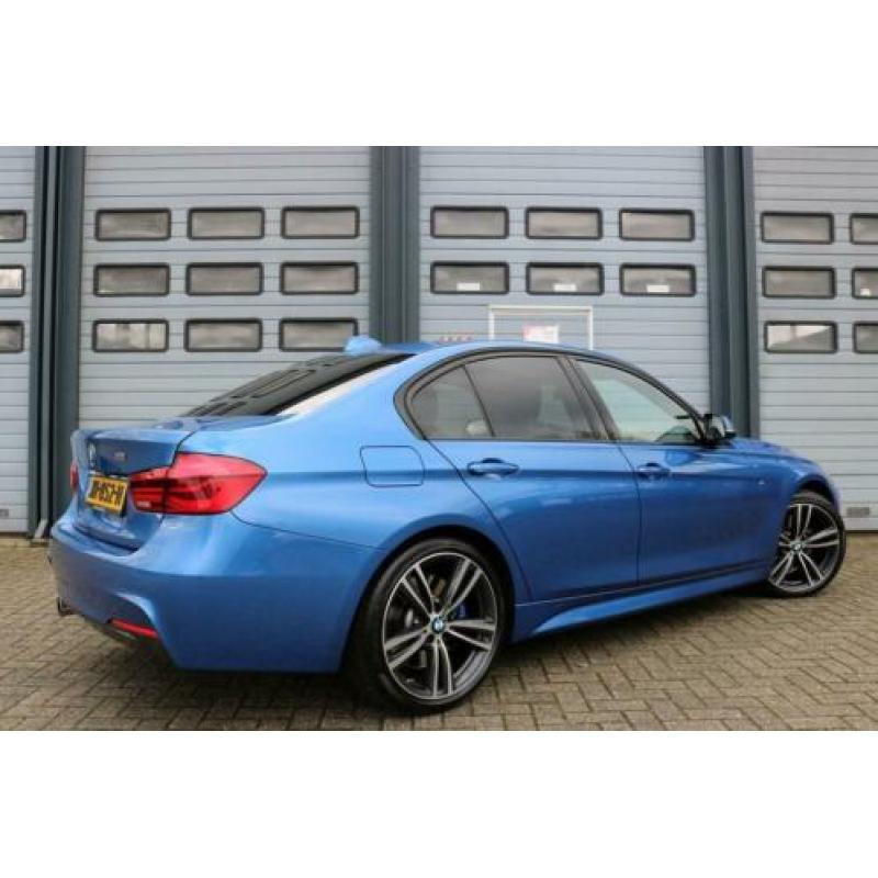 BMW 3 Serie 330e Hybr Autom M-pakket Xenon G-na € 19.999,00