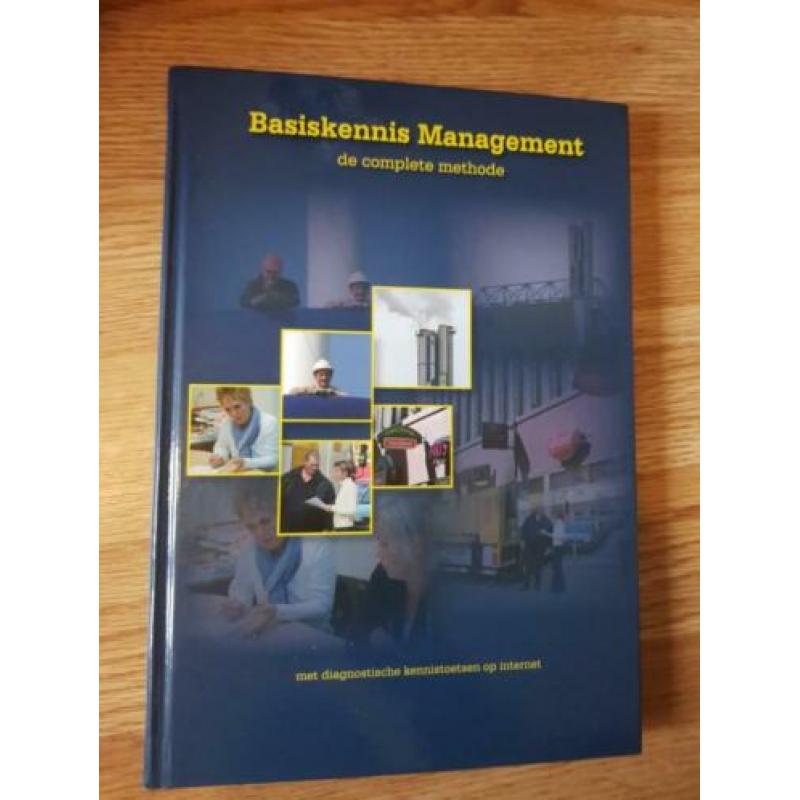 Diverse sportopleidings boeken