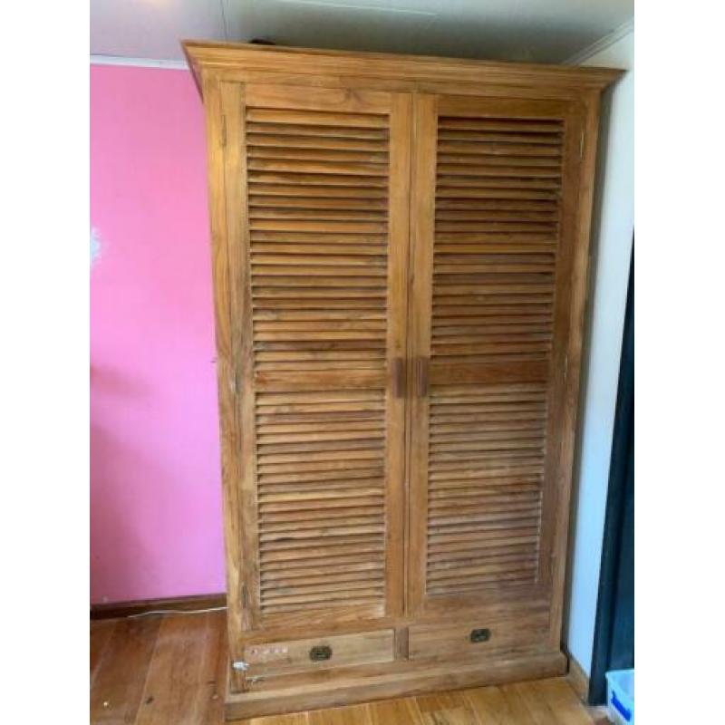 Unieke houten kast