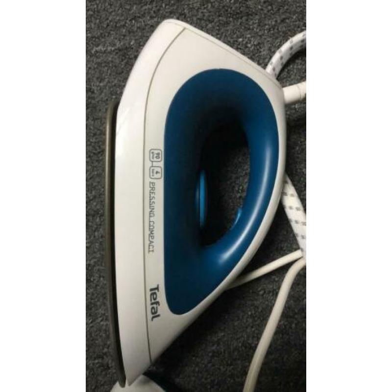 Tefal stoomstrijkijzer. Weinig gebruikt