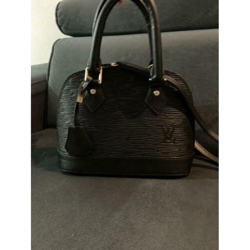 Louis vuitton alma