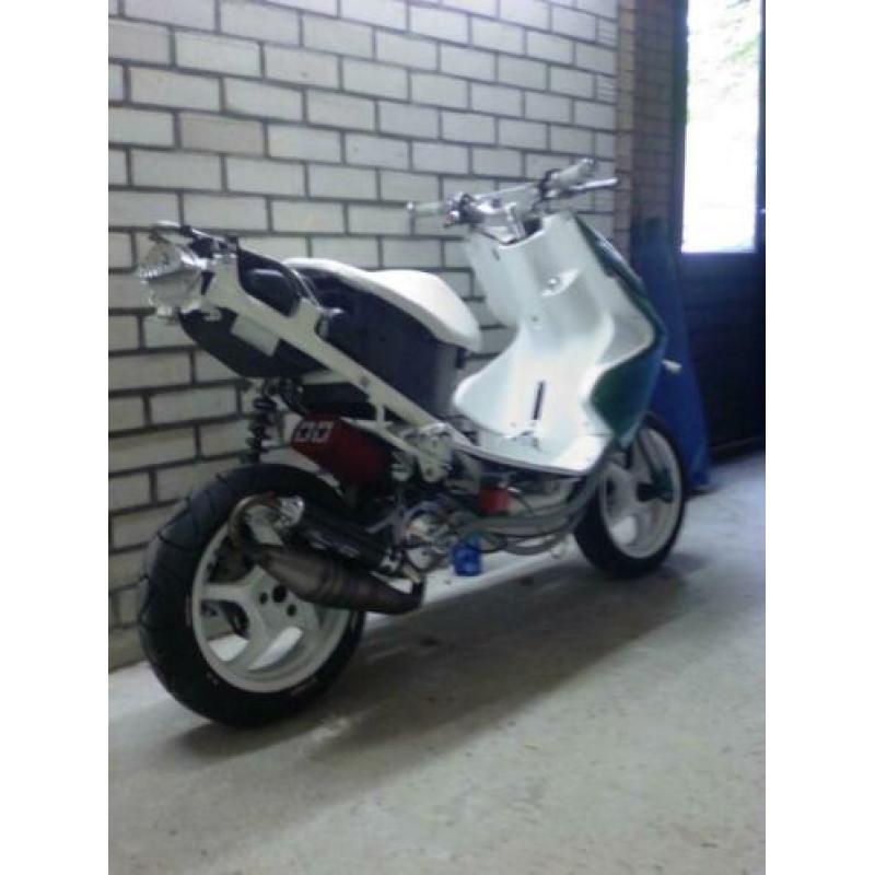 Deze Aerox doe ik liever niet weg, maargoed.