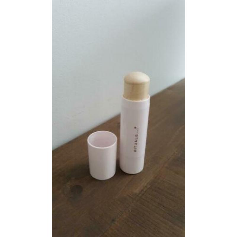 2x Rituals miracle highlight & glowstick (als nieuw)