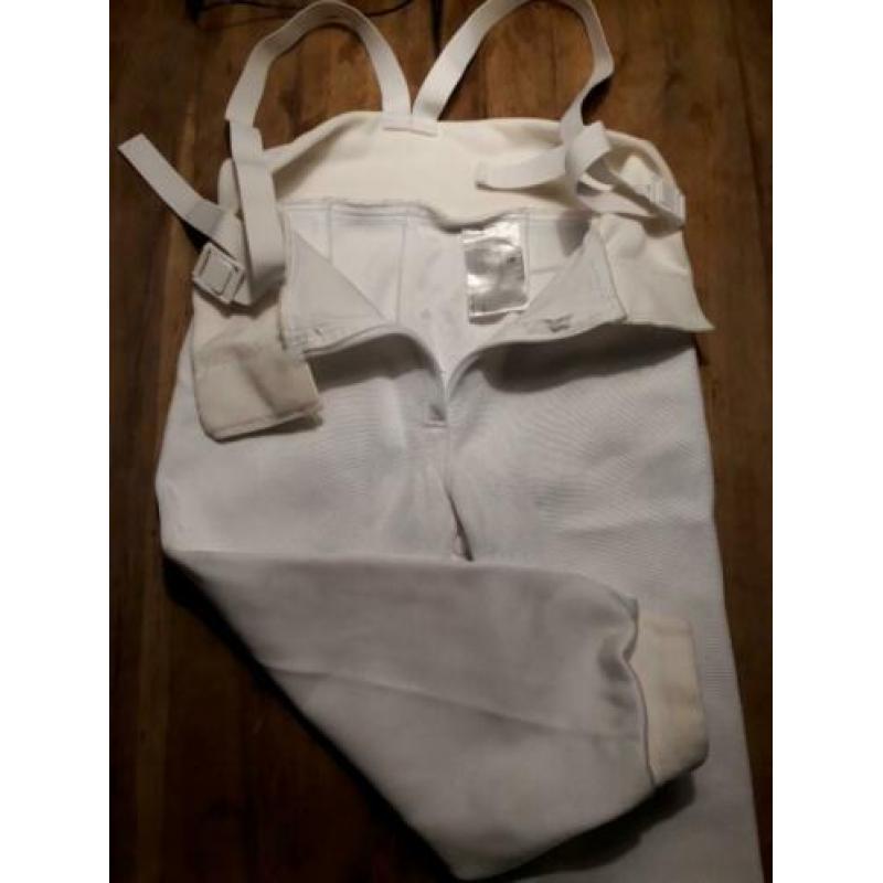 schermkleding + degen Maat S (38)