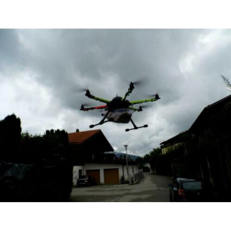 Voerboot - Voerdrone - Vliegende Voedseldroppende Drone RTF