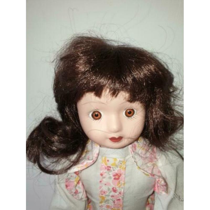 Porselein pop doll