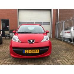 Peugeot 107 1.0-12V XS