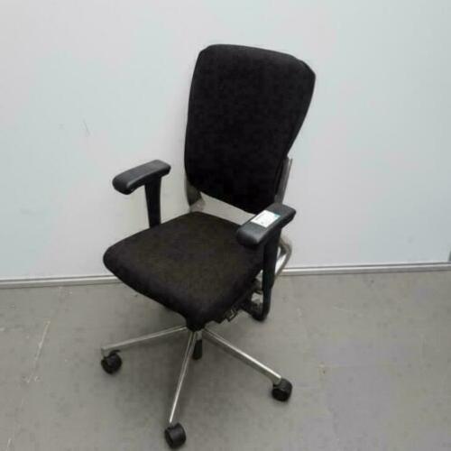 1x AHREND 230 bureaustoel -hoge rug - zwarte nieuwe stof S02