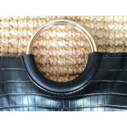Superleuk PU lederlook tas met goudkleurige greep en tasje