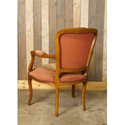 Oude brocante Louis XV stoel met roze bekleding - fauteuil