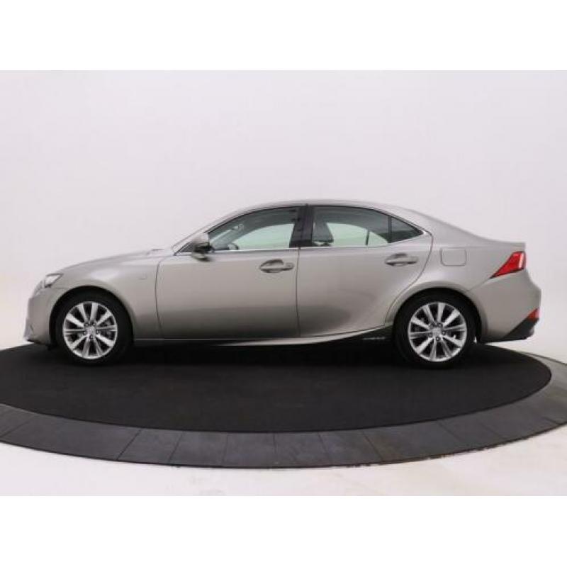 Lexus IS 300h 25th Edition (bj 2015, automaat)