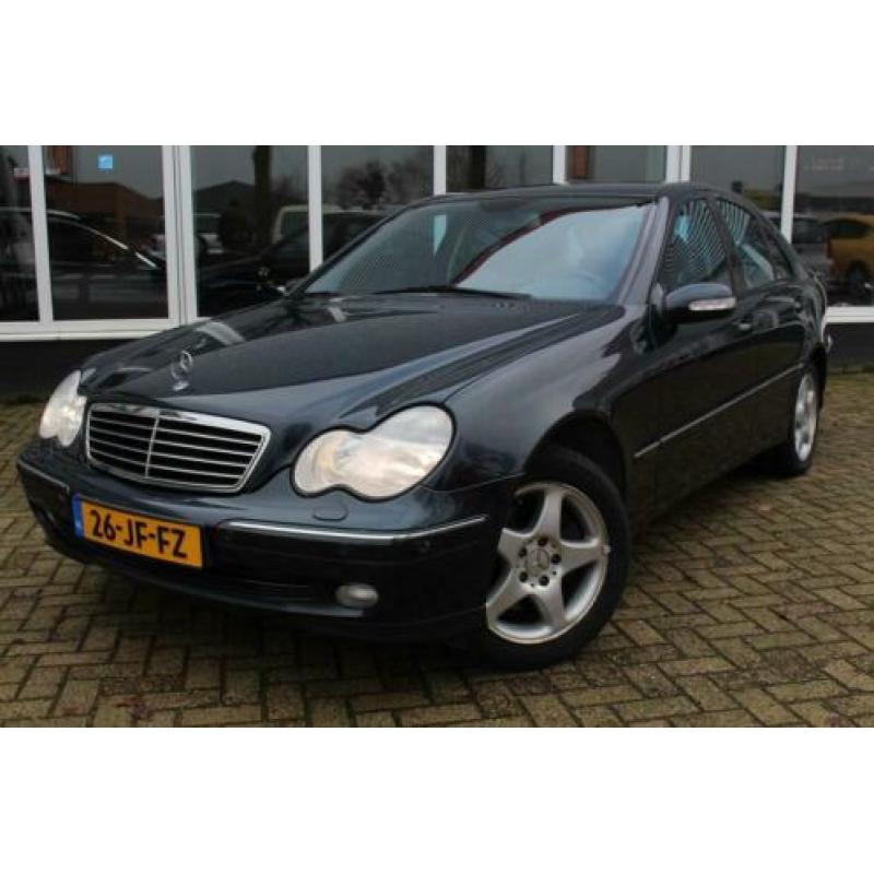 Mercedes-Benz C-Klasse 240 Elegance Xenon/Navi/Cruise/PDC Yo