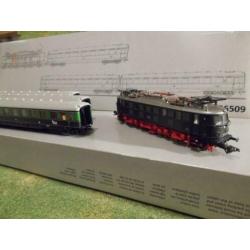 Marklin Digitale DDR treinset 26509 E18 + 3 wagons