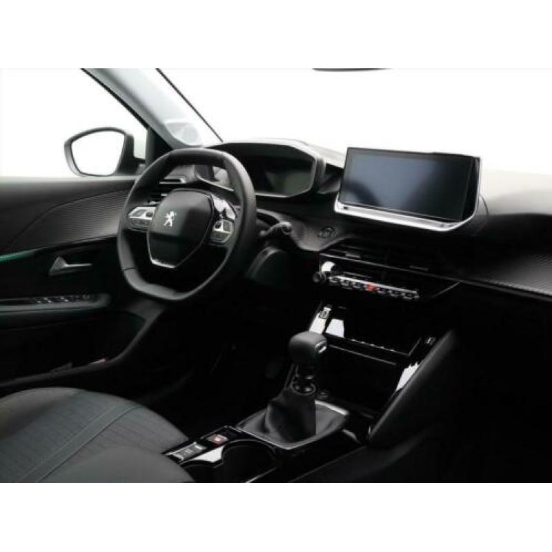 PEUGEOT 208 New 1.2 PureTech 100pk Allure