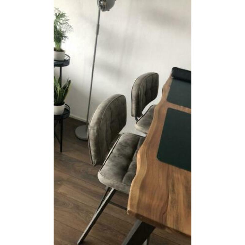 4-delige set. Nieuw
