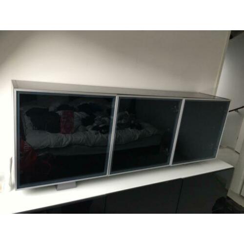 Elst Gelderland hang vitrine kast