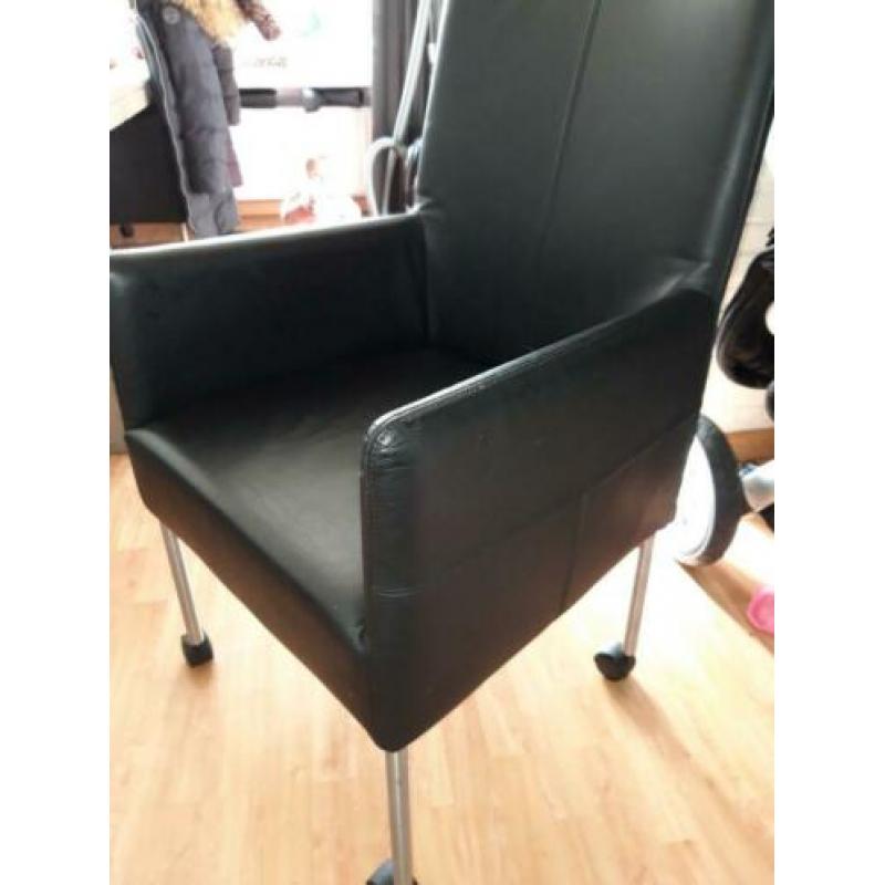 6 leren stoelen