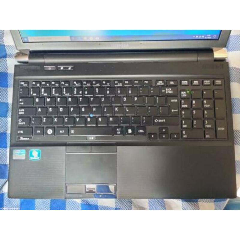Toshiba Tecra R850, i7, SSD, 8GB RAM