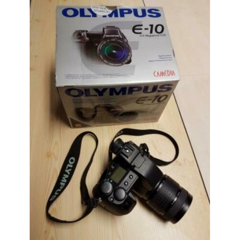 Foto camera Olympus Camedia E-10 4.0