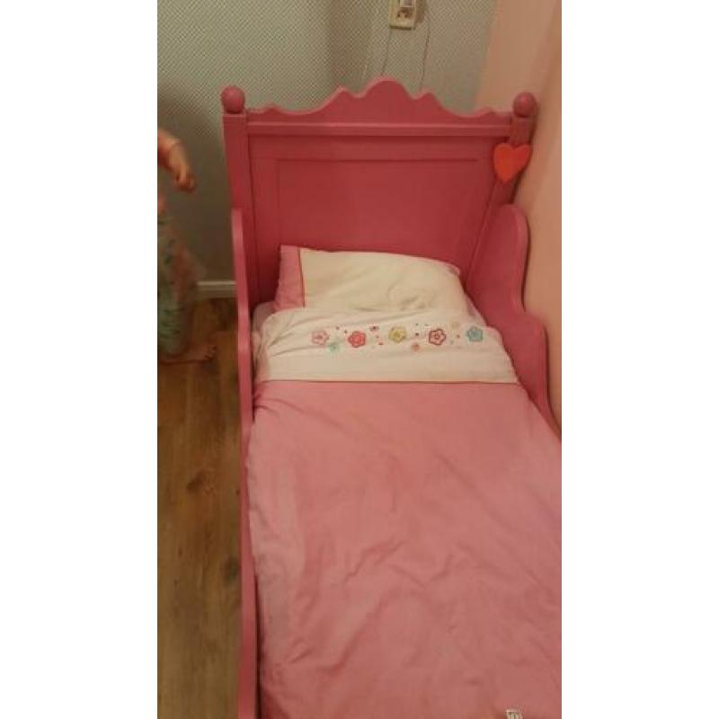 Bopita belle peuterbed 150x70 roze incl matras en beddengoed