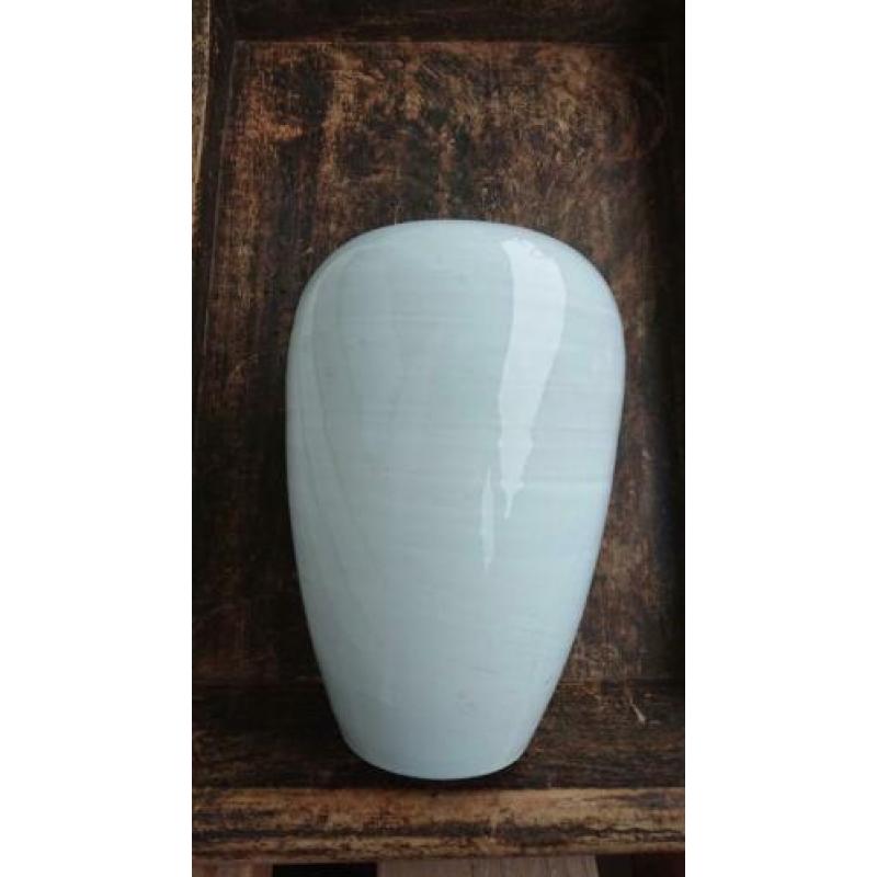 Nagtegaal vaas vorm nr 47, 20cm hoog