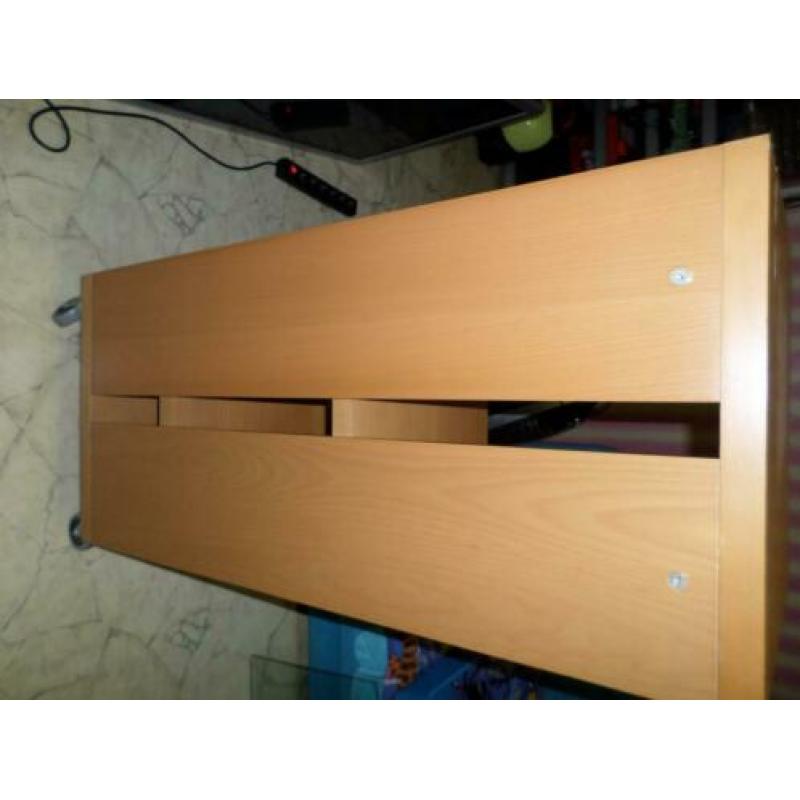Stereo kast