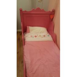 Bopita belle peuterbed 150x70 roze incl matras en beddengoed
