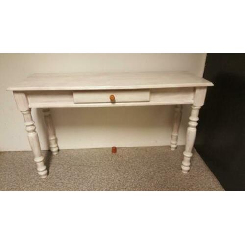 Sidetable white wash