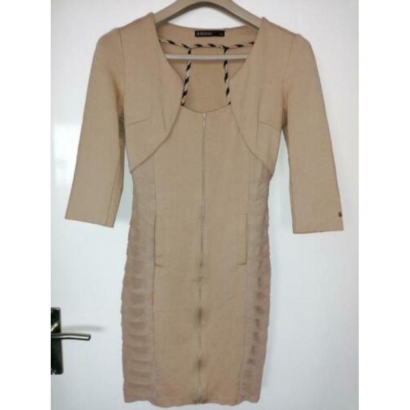 Supertrash mooi jurkje/ maat XS/ OPRUIMING