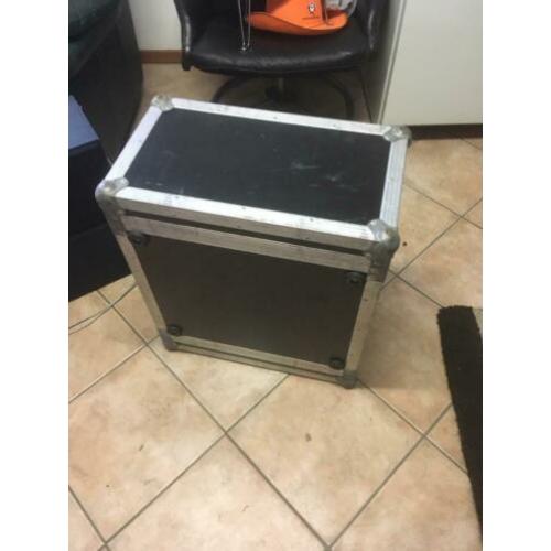 Flightcase 2 Racks incl oude versterker