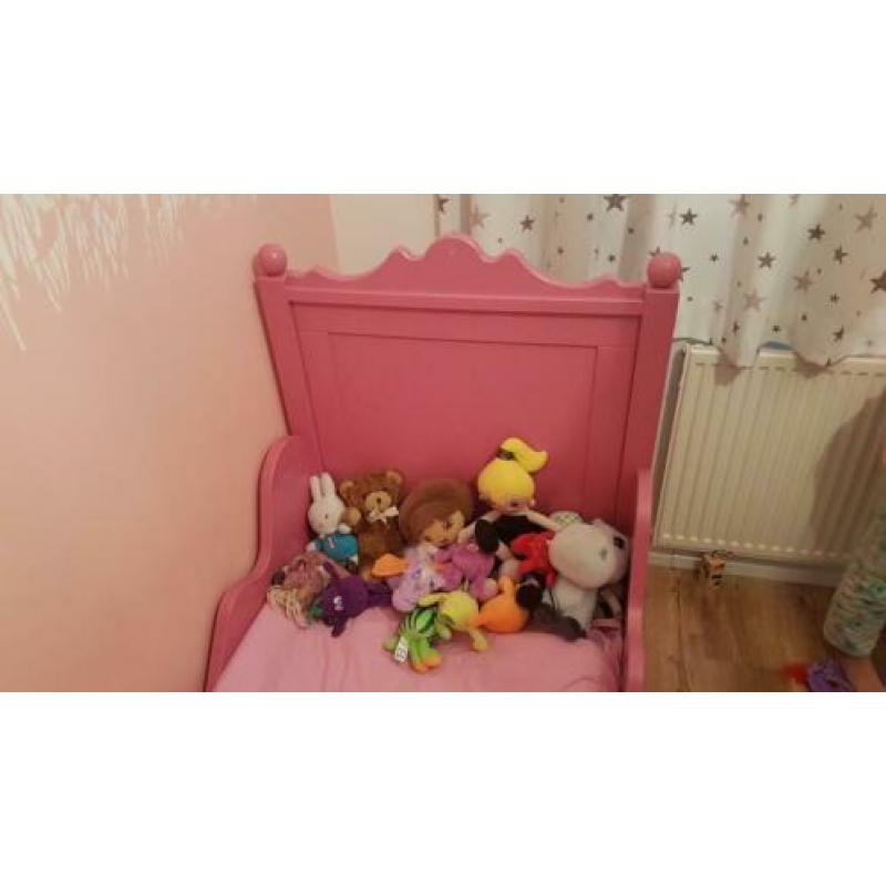 Bopita belle peuterbed 150x70 roze incl matras en beddengoed