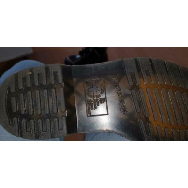 Dr. Martens mt 37