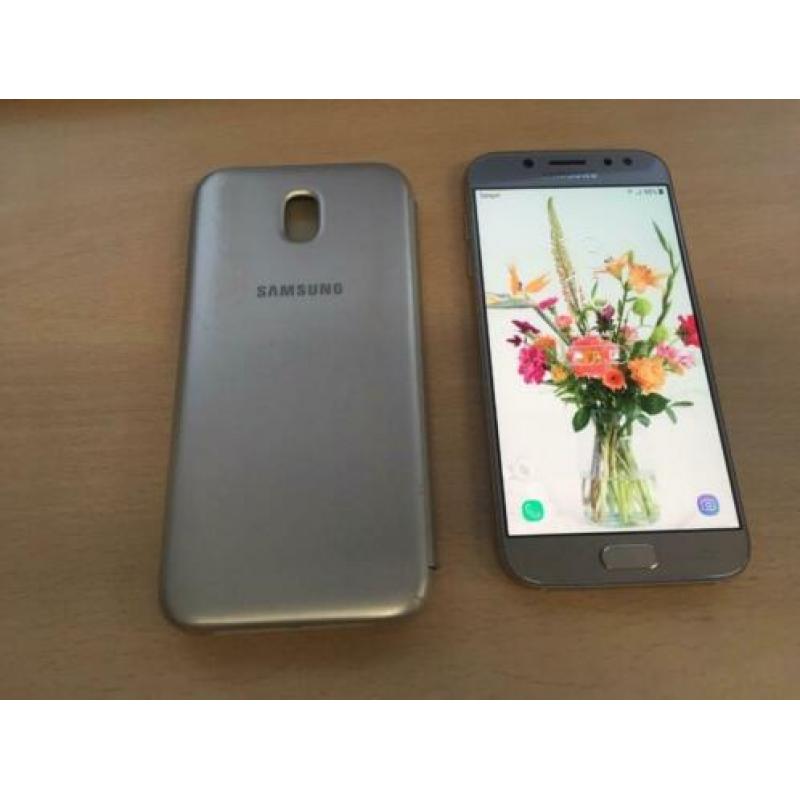 Samsung Galaxy J5 + beschermfrontje + hoesje + oplader