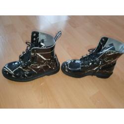 Dr. Martens mt 37
