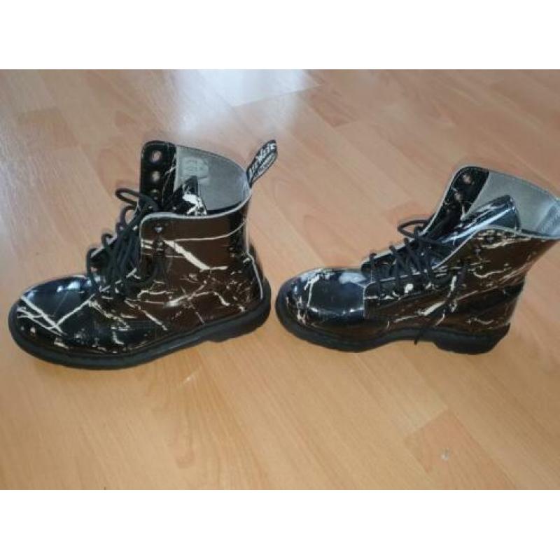 Dr. Martens mt 37