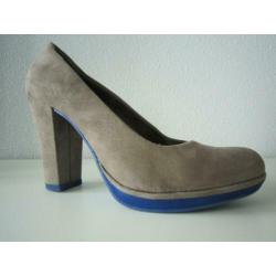 Marco Tozzi, pumps maat 39.