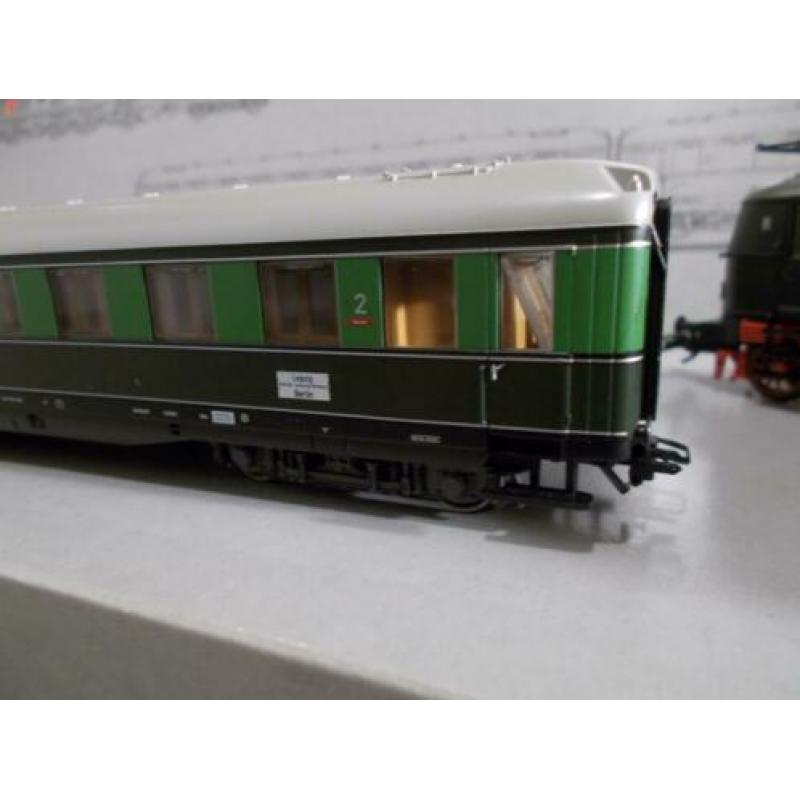 Marklin Digitale DDR treinset 26509 E18 + 3 wagons