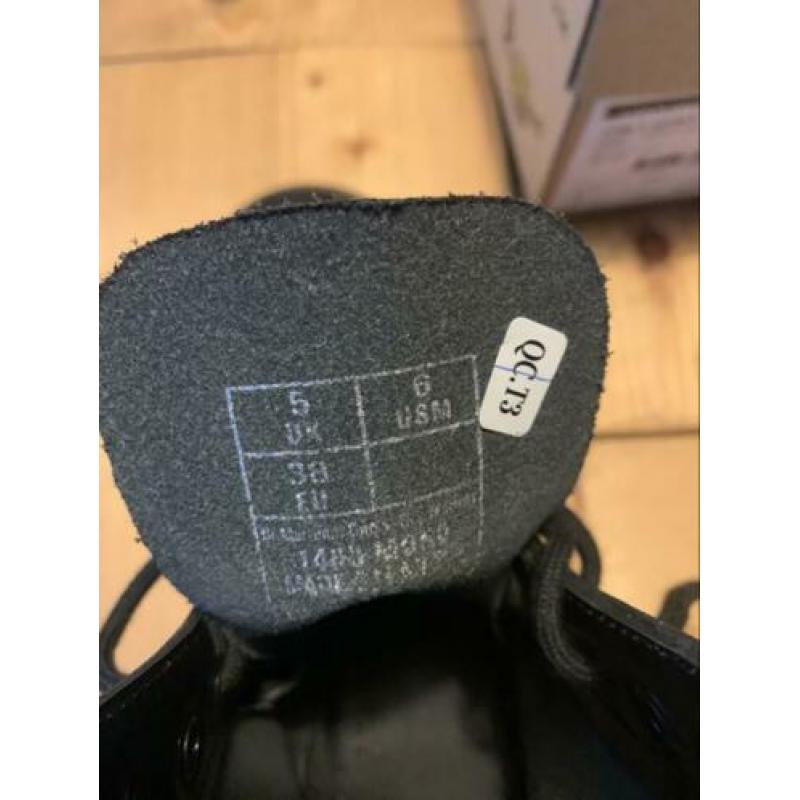 Dr Martens mono black maat 38