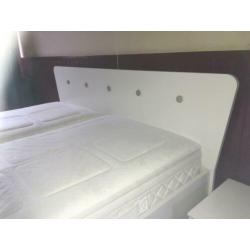 Tweepersoons vintage look bed