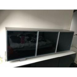 Elst Gelderland hang vitrine kast
