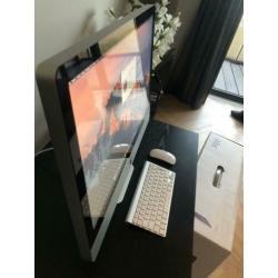iMac 27 inch i5 8gb 1TB HDD / SSD