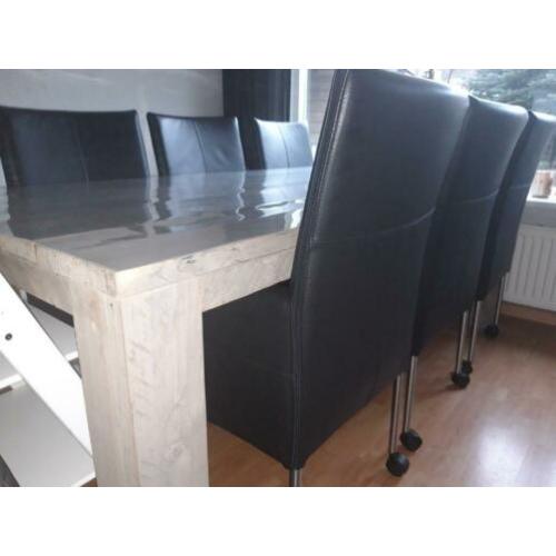 6 leren stoelen