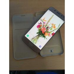 Samsung Galaxy J5 + beschermfrontje + hoesje + oplader